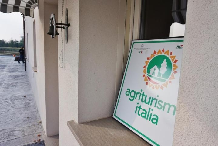 Agriturismo Campogrande Carpaneto Piacentino エクステリア 写真